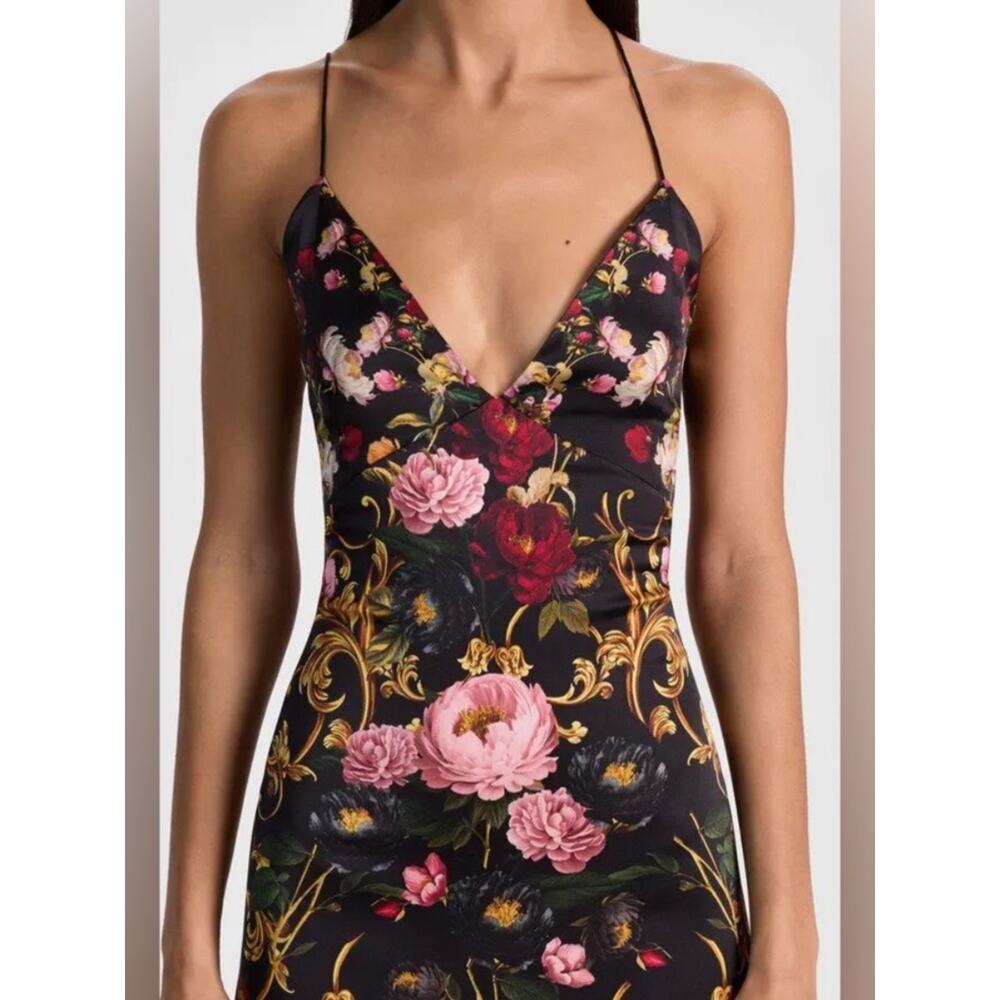 Alice + Olivia Milta Mermaid Slip Dress in Evermore Floral 0 - Picture 6 of 15